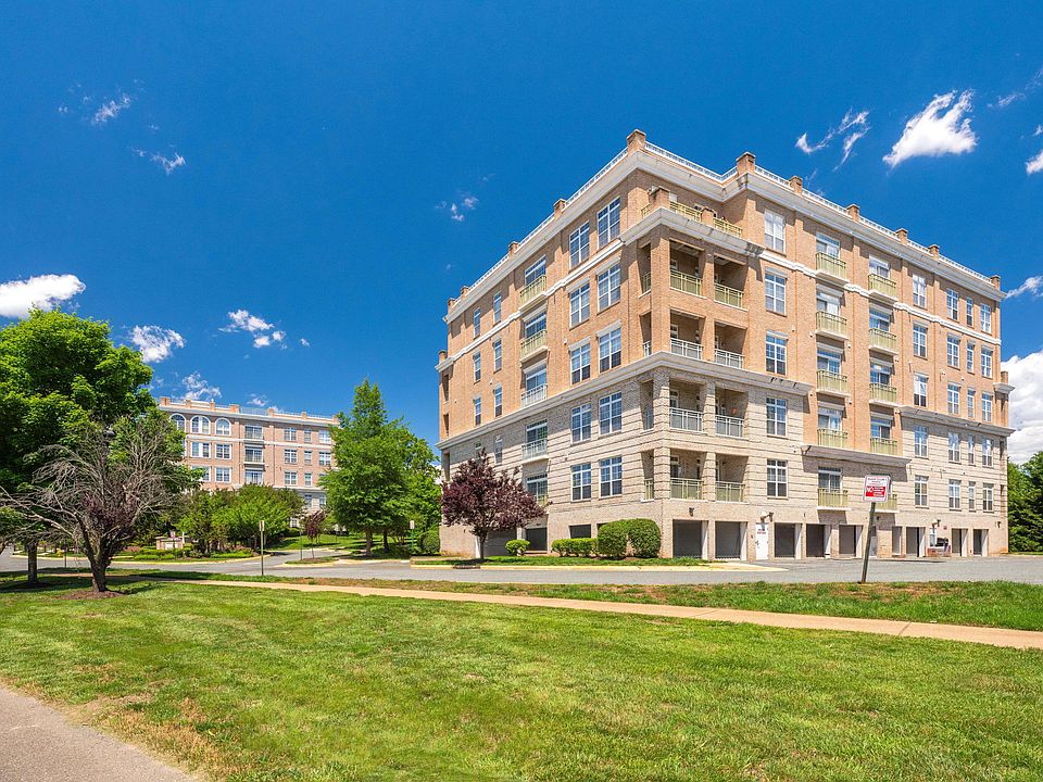 1st image of 810 Belmont Bay Dr APT 201