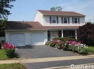 12 Auld Way, Edison, NJ 08817