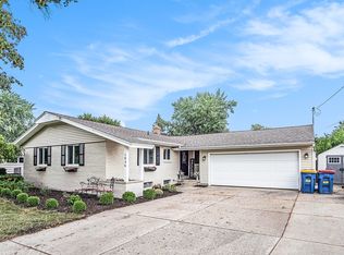 1836 Ridgewood Ave SE, Grand Rapids, MI 49506