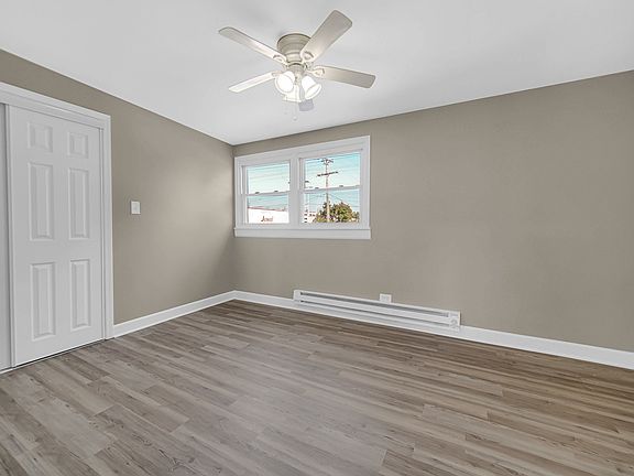 5th image of 2078 N 17th Ave
