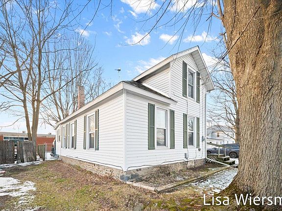 3rd image of 120 Palmer Ave