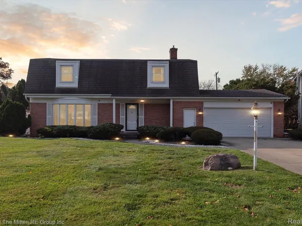 44026 Harmony Ln, Van Buren Township, MI 48111
