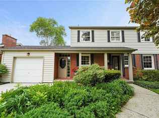 350 E Side Cres, Burlington, ON L7R3G9
