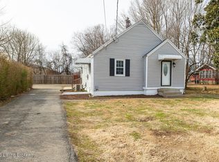 10324 Deering Rd, Louisville, KY 40272