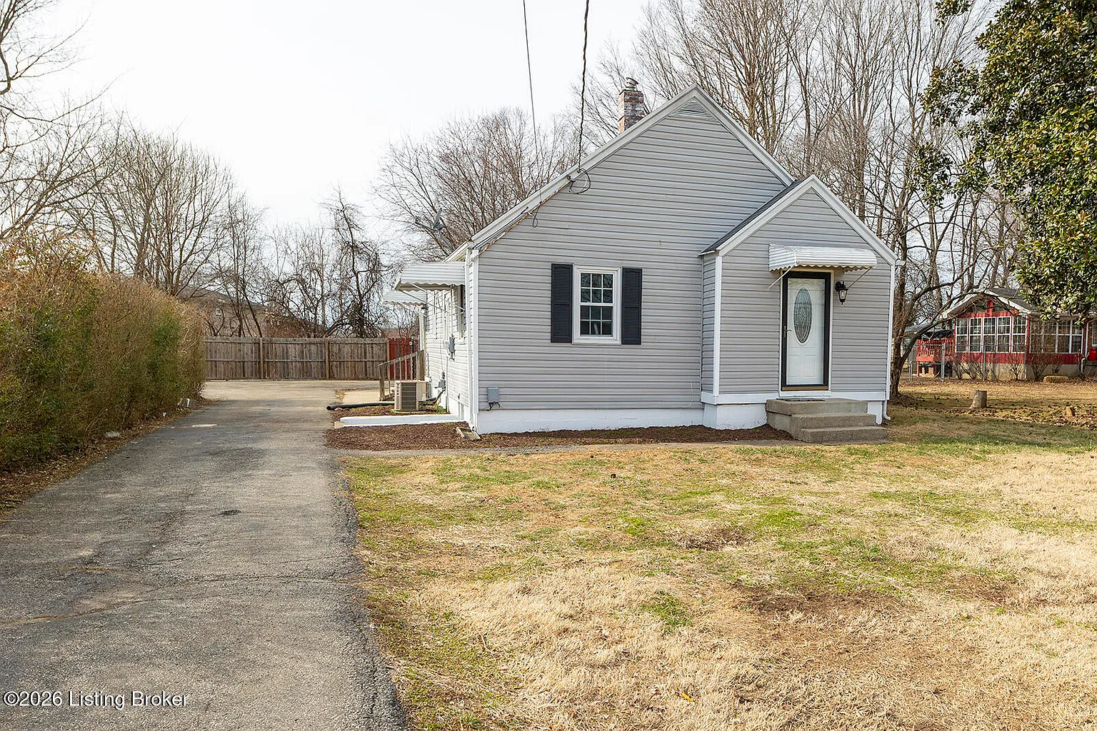 10324 Deering Rd photo 1