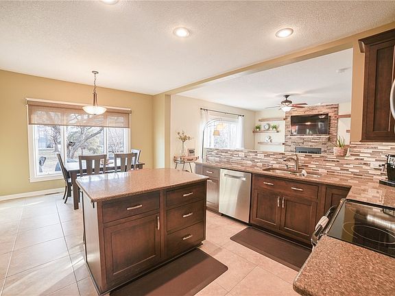 2nd image of 6506 Orchard Dr
