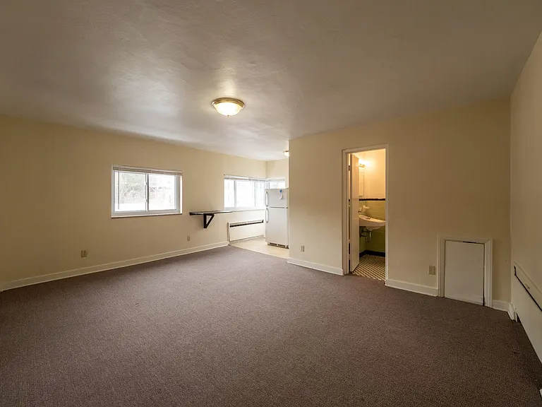 5686 Forward Ave — Photo 11
