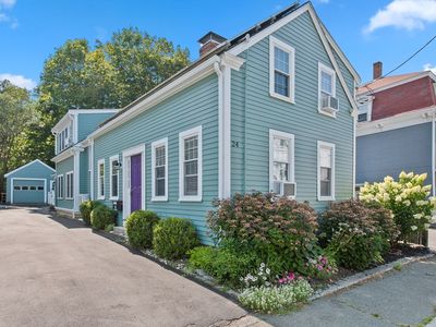 24 School St, Rockport, MA, 01966