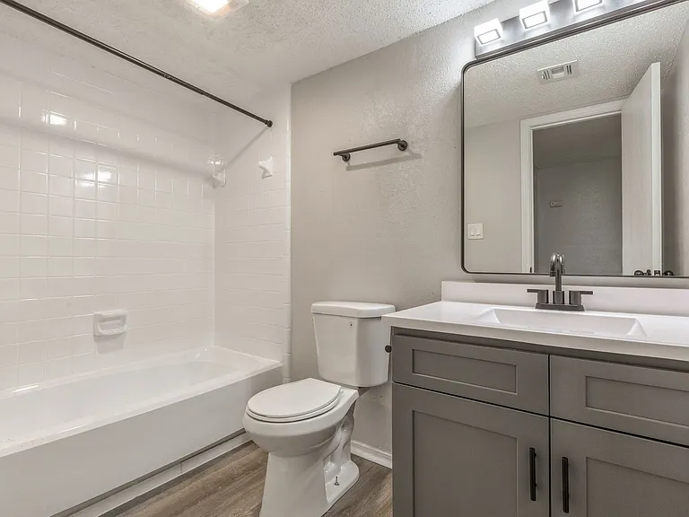 Union Point Apartments — Photo 15