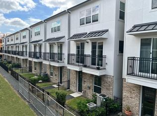 1284 N Post Oak Rd #B, Houston, TX 77055