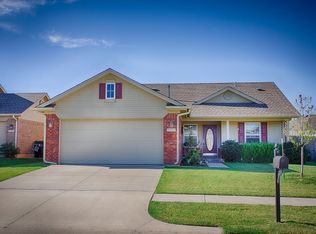 816 Humming Fish Dr, Norman, OK 73069