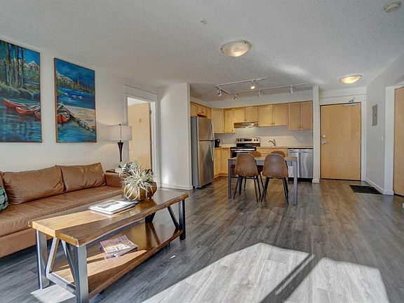3rd image of 160 S Kananaskis Way #307