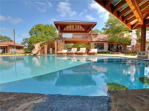 A private oasis yet close to everything