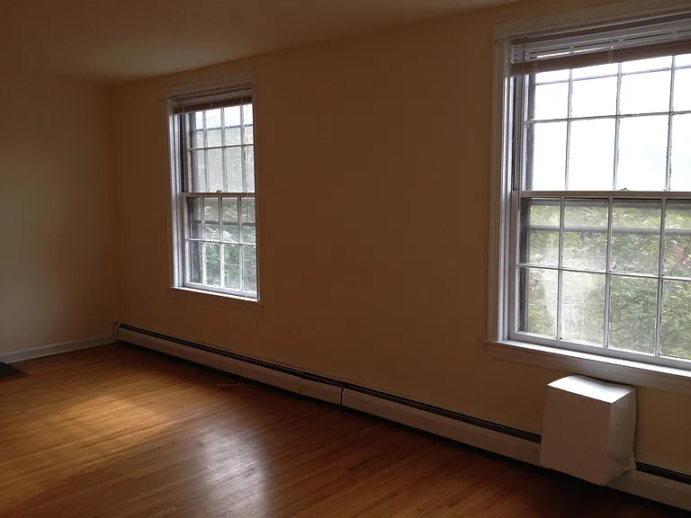 429 S 8th St #3R — Photo 6