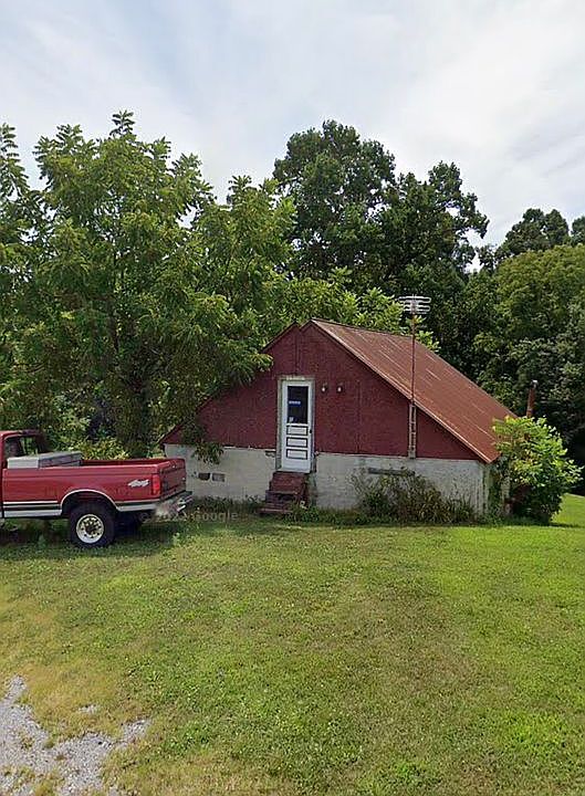 2nd image of 255 Church Rd