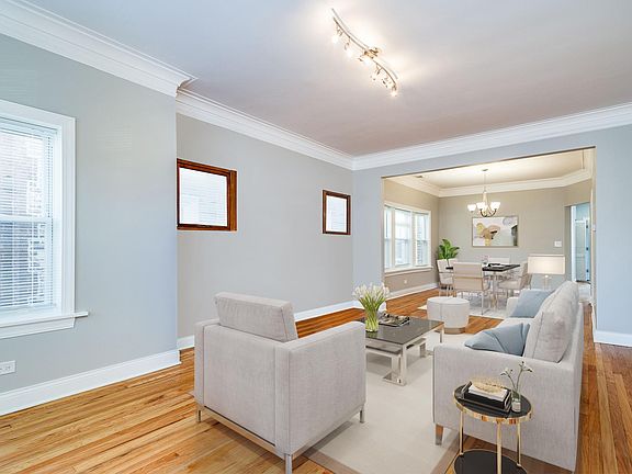 3rd image of 3033 N Davlin Ct #1