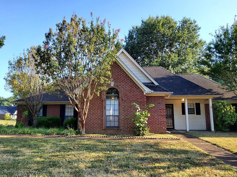 1st image of 7739 Mesa Dr