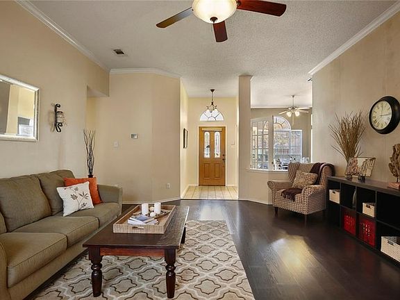 4th image of 800 Ashwood Dr