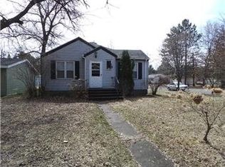220 3rd St, Sturgeon Lake, MN 55767