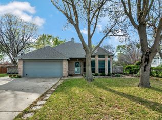 225 Pafford St, Justin, TX 76247