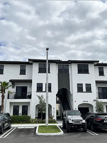 15540 SW 136th St #206 Photo 1