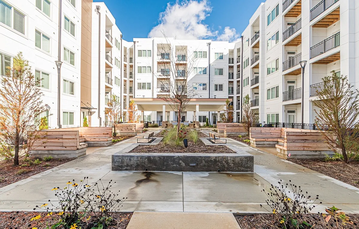 Building Photo - Briar Park 55+ Apartments