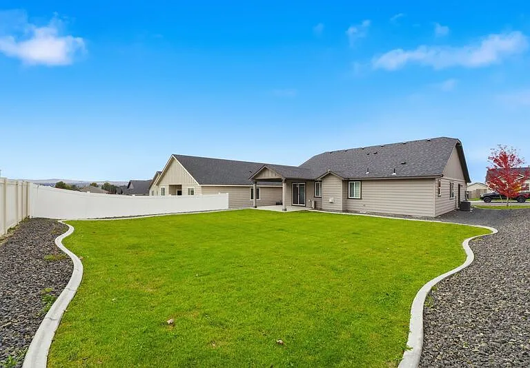 3613 Ibis Ln — Photo 26