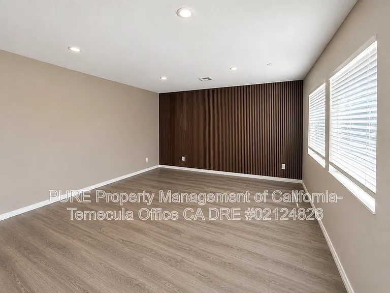 1243 Justice Pl — Photo 2