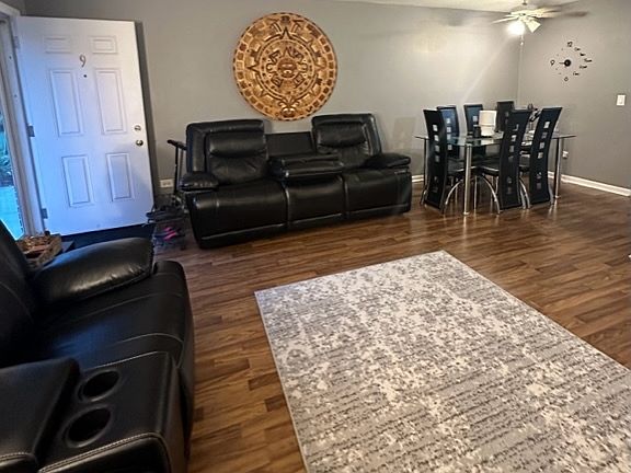 4th image of 165 Dover Dr Unit 9