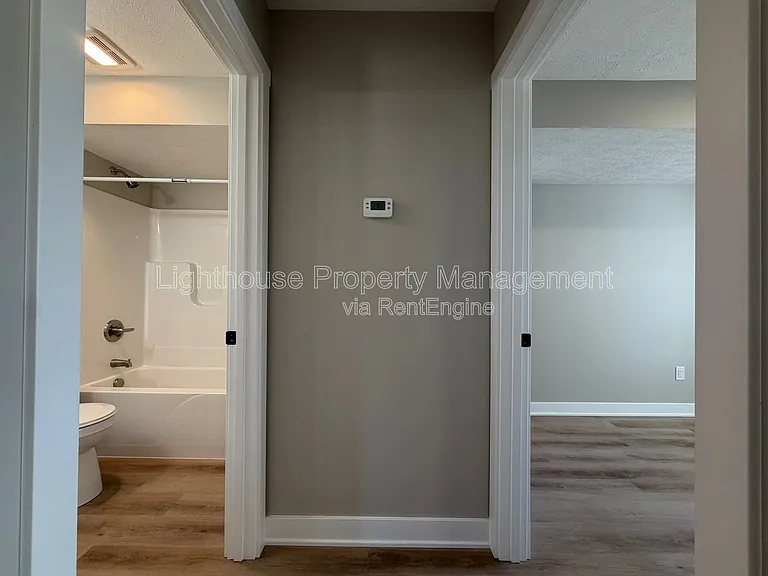 310 Allen Ave #1 — Photo 14