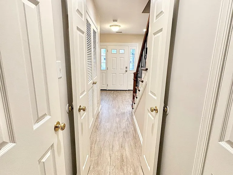 5111 Heritage Ln — Photo 14