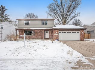 1708 Whitfield Rd SE, East Grand Rapids, MI 49506