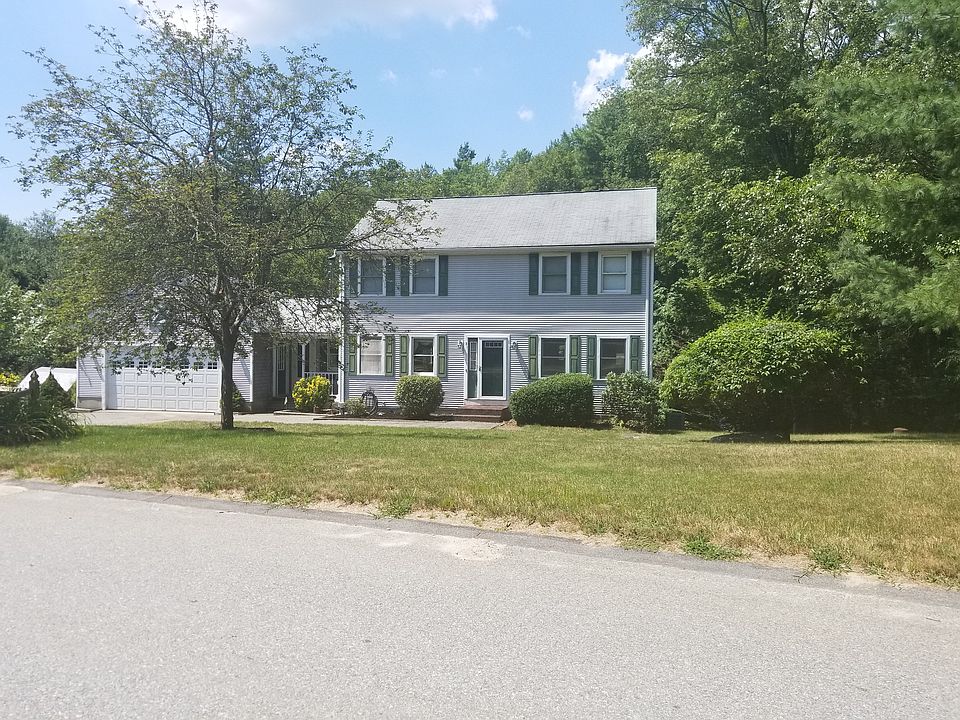 1st image of 12 Paddock Hill Dr