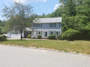 12 Paddock Hill Dr, Lakeville, MA 02347