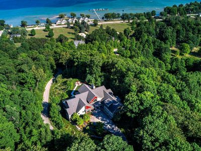 5566 S Spyglass Ridge Dr, Suttons Bay, MI, 49682