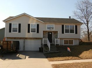 1883 Gates Dr, Platte City, MO 64079