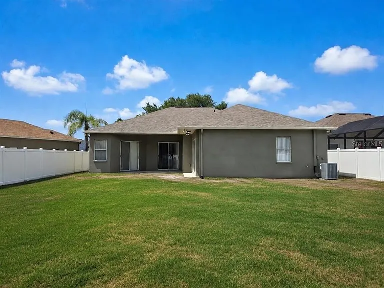 10805 Australian Pine Dr — Photo 13