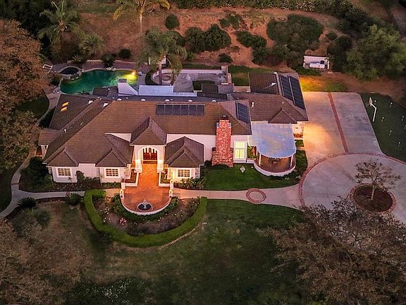 4th image of 4286 La Canada Rd