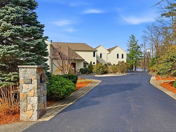 2nd image of 55 Hillcrest Rd