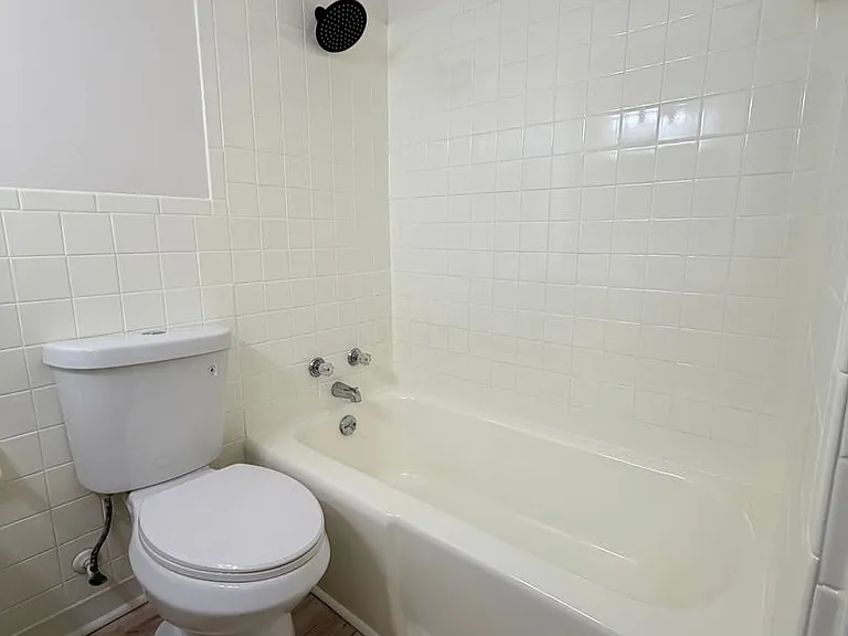 204 N Fillmore St — Photo 9