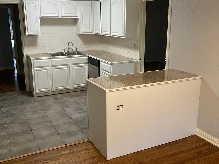 3144 Edgehill Rd — Photo 8