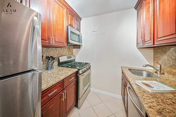 Sold by Akam Sales and Brokerage | media 19