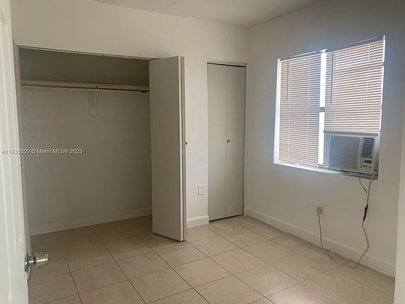 4th image of 401 N Dixie Hwy APT 4