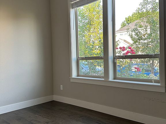 Office / Room in the main level