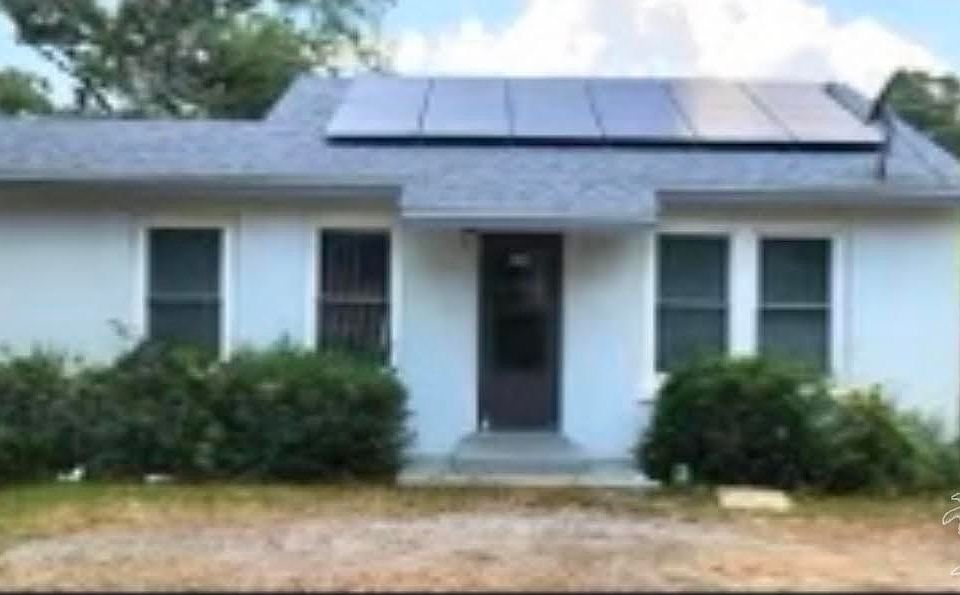 1st image of 603 N 77th Ave
