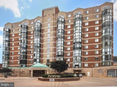 24 Courthouse Sq APT 607, Rockville, MD, 20850