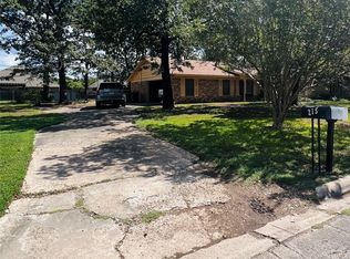 215 45th St SW, Paris, TX 75460