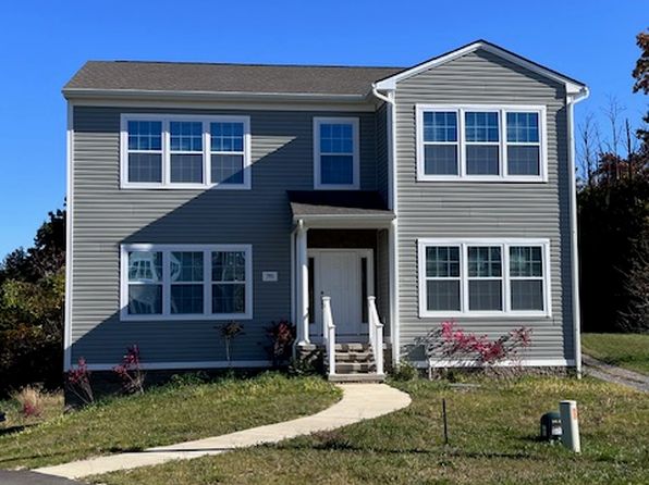 65 Little John Ct