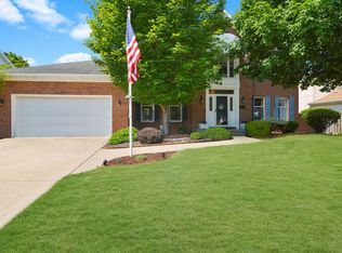 1507 Dover Rd, Bloomington, IL 61704