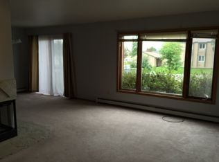 7182 Bearfoot Dr, Anchorage, AK 99502